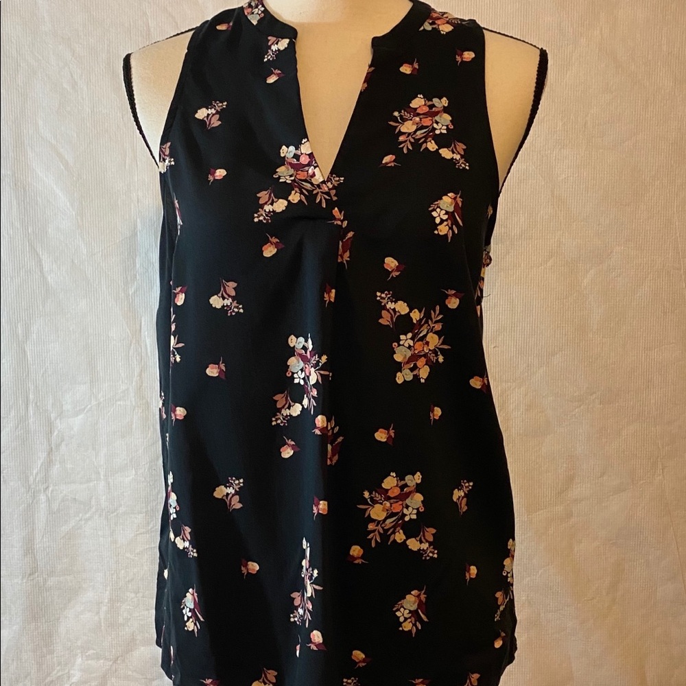 A New Day Black Floral Sleeveless Blouse